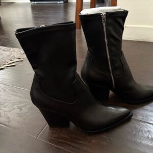 Dolce Vita Black Heeled Boots with Side Zipper